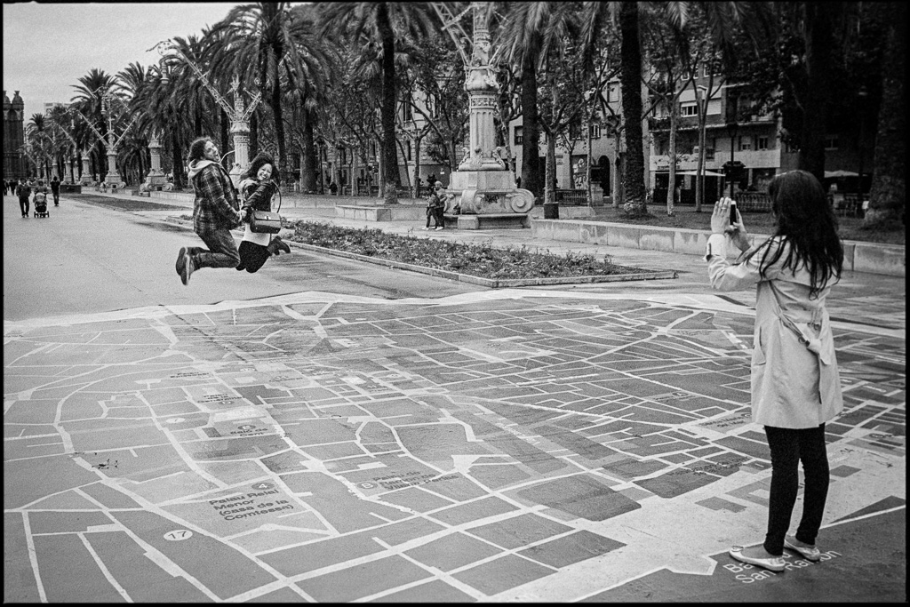 Barcelona street, Leica M6, TriX 400@1600, Rodinal 1:50